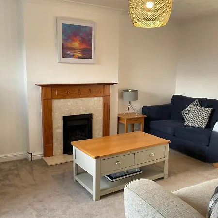 Newly Renovated 2 Bed House Nr Fistral & Gannel Estuary