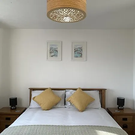 Tatil Evi Newly Renovated 2 Bed House Nr Fistral & Gannel Estuary