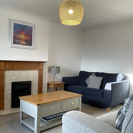 Newly Renovated 2 Bed House Nr Fistral & Gannel Estuary New Quay