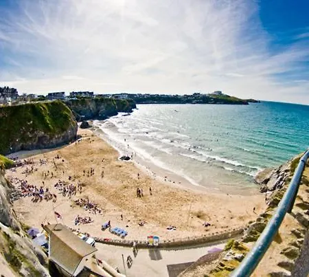 Newly Renovated 2 Bed House Nr Fistral & Gannel Estuary * New Quay