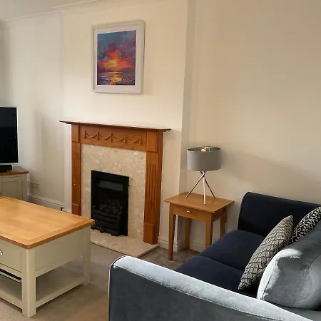 Newly Renovated 2 Bed House Nr Fistral & Gannel Estuary