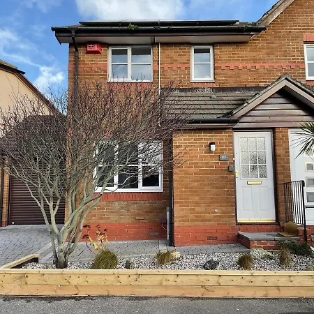 Newly Renovated 2 Bed House Nr Fistral & Gannel Estuary
