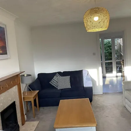 Newly Renovated 2 Bed House Nr Fistral & Gannel Estuary Feriehus *