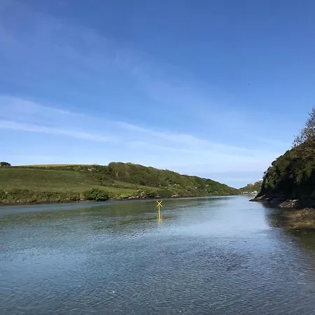 Feriehus Newly Renovated 2 Bed House Nr Fistral & Gannel Estuary *